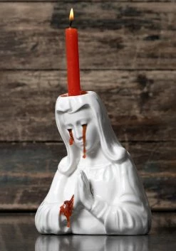 AFT1 Crying Mary Candle Holder