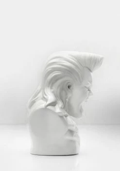 AFT1 VAMPIRE CANDLE HOLDER