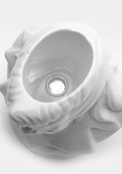 AFT1 VAMPIRE CANDLE HOLDER