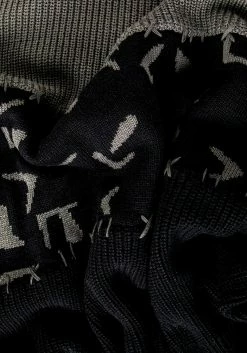 WEI1 Abstract Longline Jumper