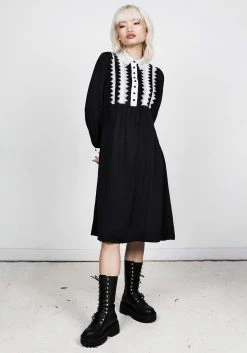 MET1 Prudence Midi Dress Dresses