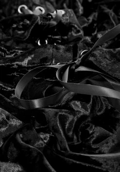 CHI1 MALEFIC LACE-UP PANEL SKIRT Bottoms