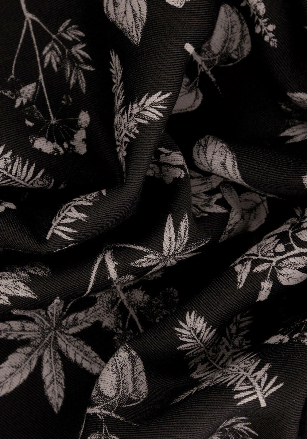 LVT1 Bottoms POISONOUS PLANT SPLIT MIDI SKIRT 10 LVT1 Bottoms POISONOUS PLANT SPLIT MIDI SKIRT