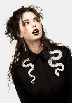 MET1 Tops Slither Embroidered Snake Shirt