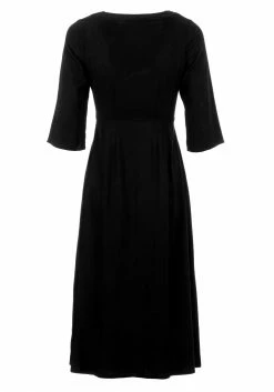 MET1 Merga Pagan Dress