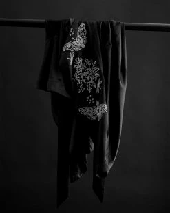 MET1 Tops Deathmoth Embroidered Kimono