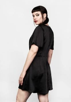 MET1 DAMOZEL FIT AND FLARE V NECK MINI DRESS Dresses