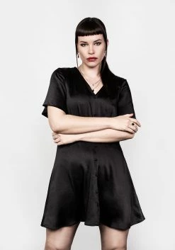 MET1 DAMOZEL FIT AND FLARE V NECK MINI DRESS Dresses