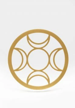 KEO1 TRIPLE MOON BRASS COASTER Lifestyle