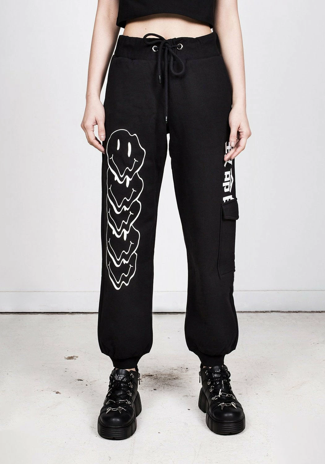 DMT1 Melting Face Cargo Joggers Bottoms 4 DMT1 Melting Face Cargo Joggers Bottoms