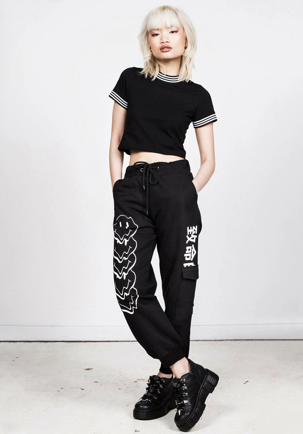 DMT1 Melting Face Cargo Joggers Bottoms 5 DMT1 Melting Face Cargo Joggers Bottoms
