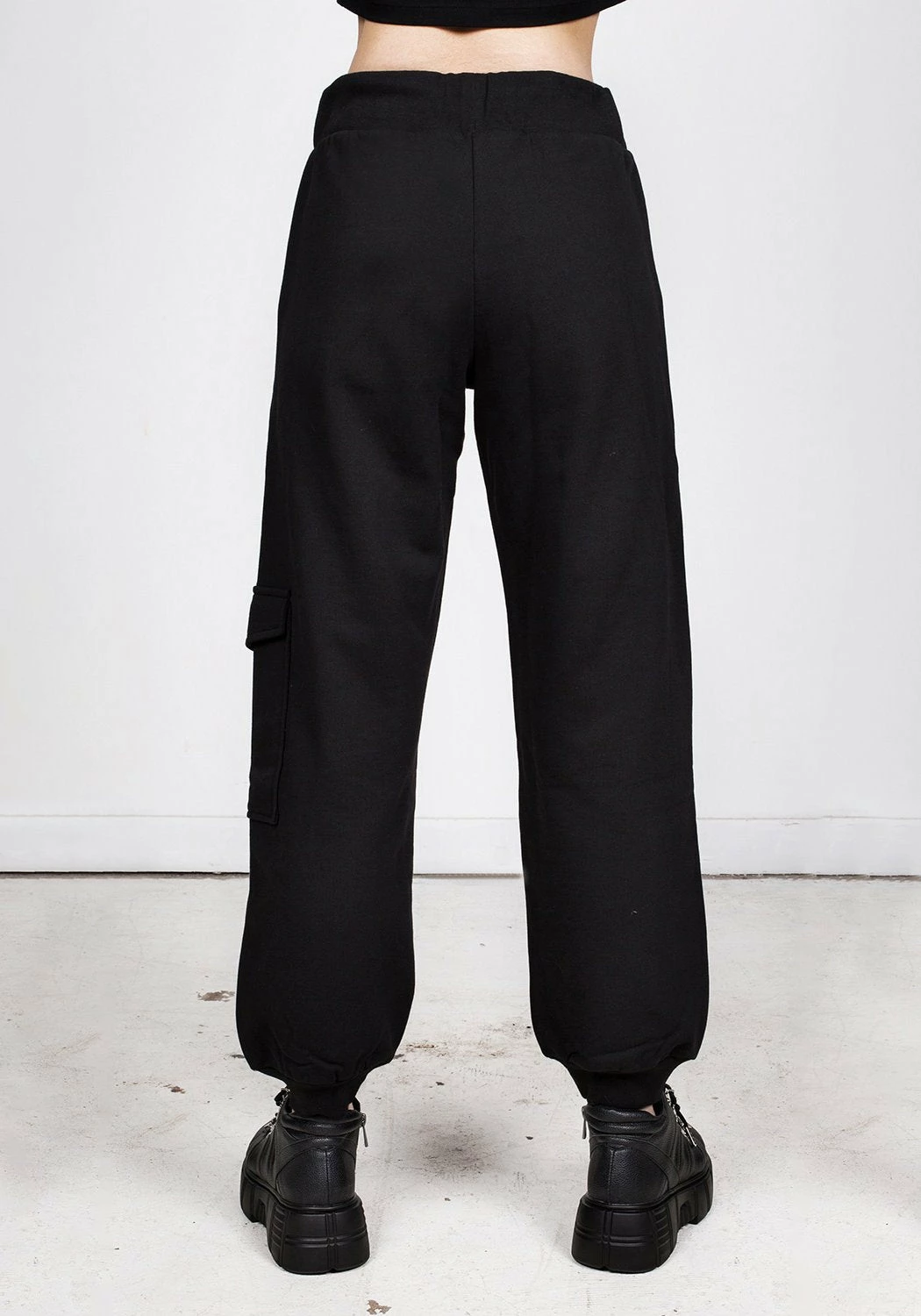 DMT1 Melting Face Cargo Joggers Bottoms 9 DMT1 Melting Face Cargo Joggers Bottoms