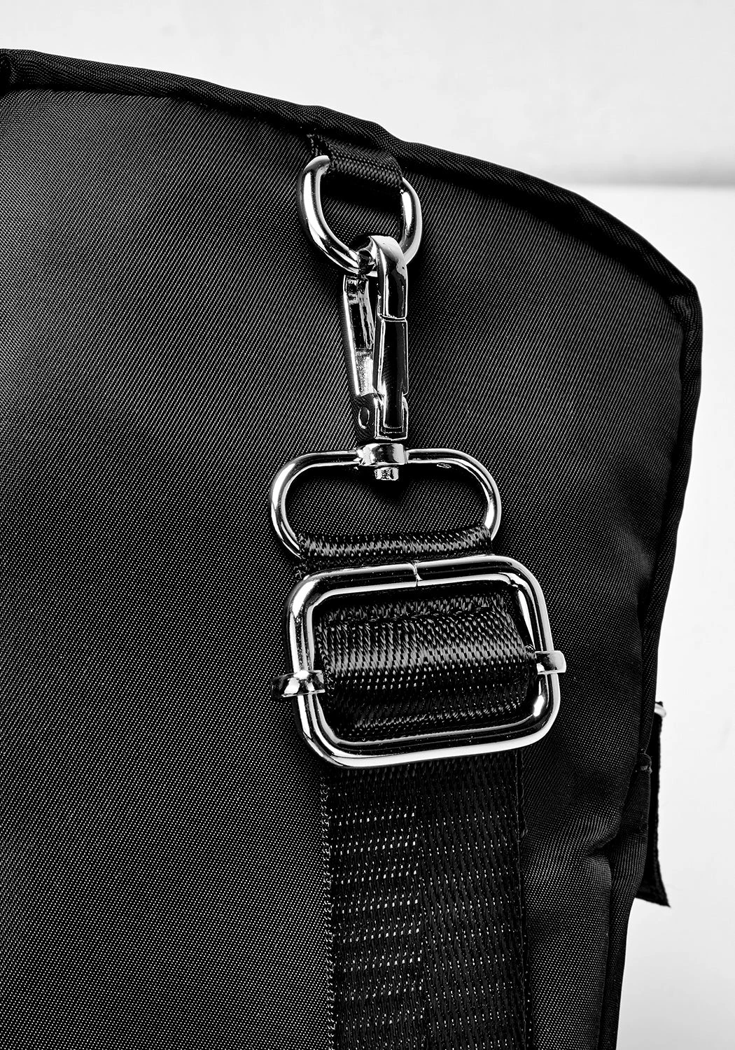 CES1 PSILO CROSS BODY BAG 10 CES1 PSILO CROSS BODY BAG