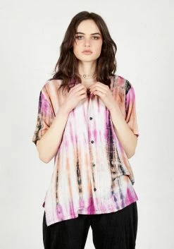 MET1 Leary Resort Shirt Tops