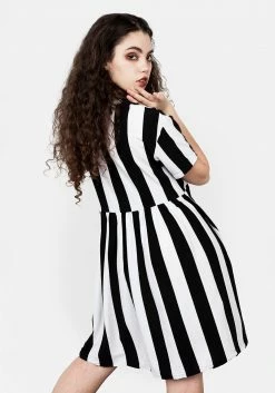 MET1 Strange Oversized Skater Dress Dresses 11 MET1 Strange Oversized Skater Dress Dresses