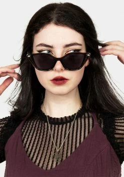 RED1 Studded Cat Eye Sunglasses