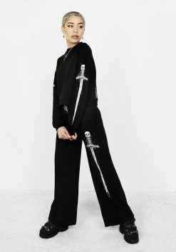 DDS1 Tops SMAUG LONG SLEEVE CROP SWEATER 17 DDS1 Tops SMAUG LONG SLEEVE CROP SWEATER