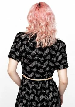 LVT1 Tops MORTMOTH WRAP CROP TOP