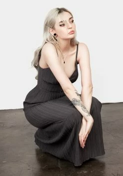 LVT1 GUINEVERE TIERED GOWN Dresses