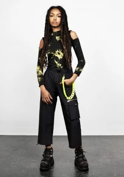 MET1 Reckless Crop Cargo Pants