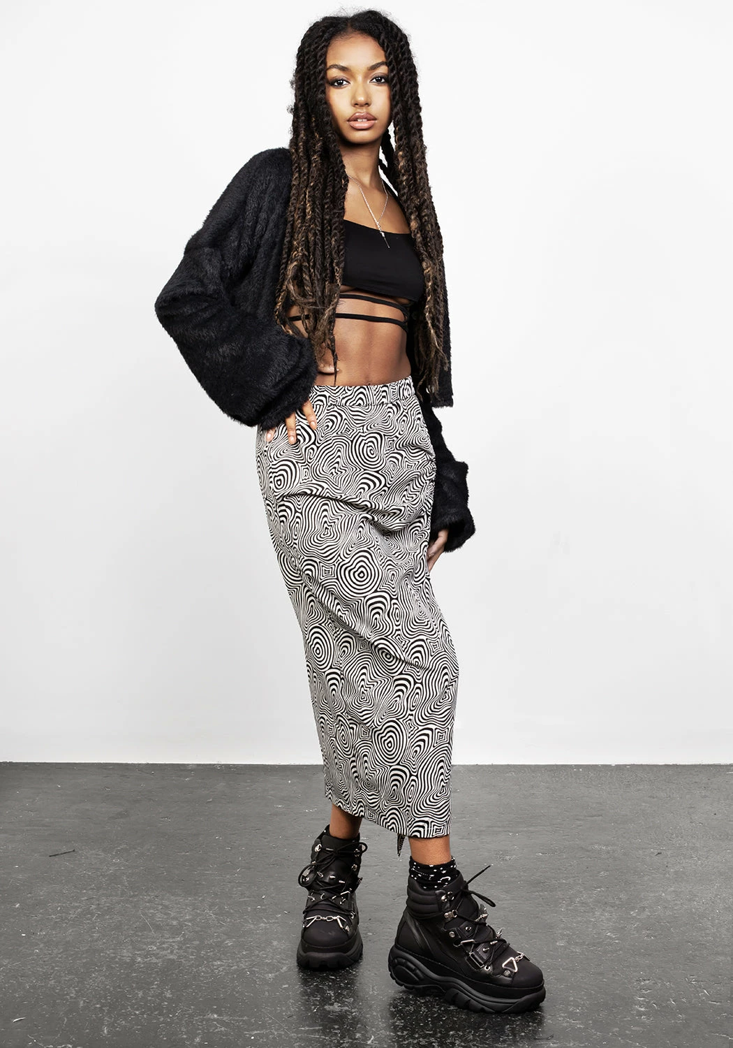 PFA1 Binx Fluffy Relaxed V-Neck Cardi 5 PFA1 Binx Fluffy Relaxed V-Neck Cardi