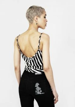 MET1 PARANORMAL CROP CAMI TOP Tops