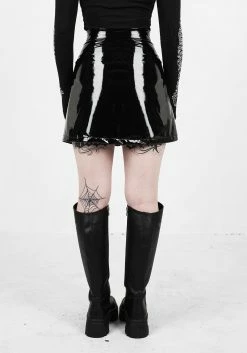 MET1 SINISTER MINI VINYL SKIRT