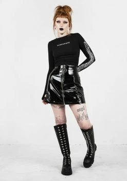 MET1 SINISTER MINI VINYL SKIRT