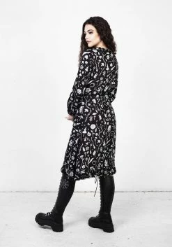 MET1 HEDGEWITCH RUFFLE WRAP ABOVE KNEE DRESS Dresses