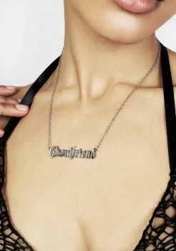 IVA1 Ghoulfriend Necklace