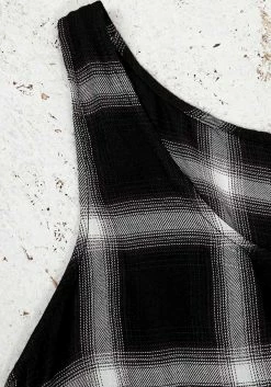 MET1 Singles Plaid Dress Dresses