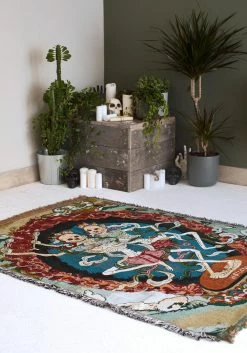 RUG1 CITIPATI WOVEN BLANKET Lifestyle