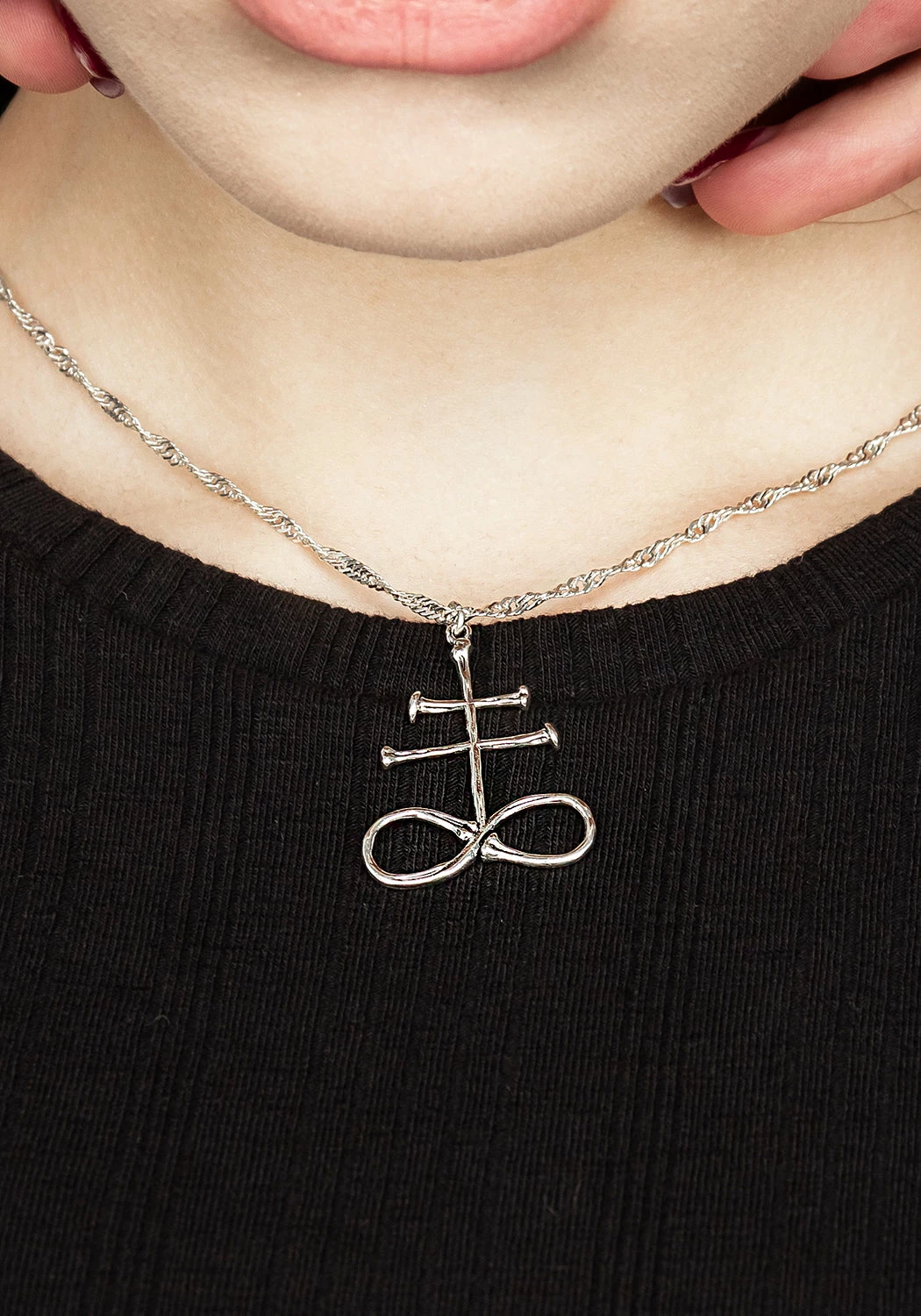 TOU1 LEVIATHAN BONE CROSS NECKLACE 6 TOU1 LEVIATHAN BONE CROSS NECKLACE